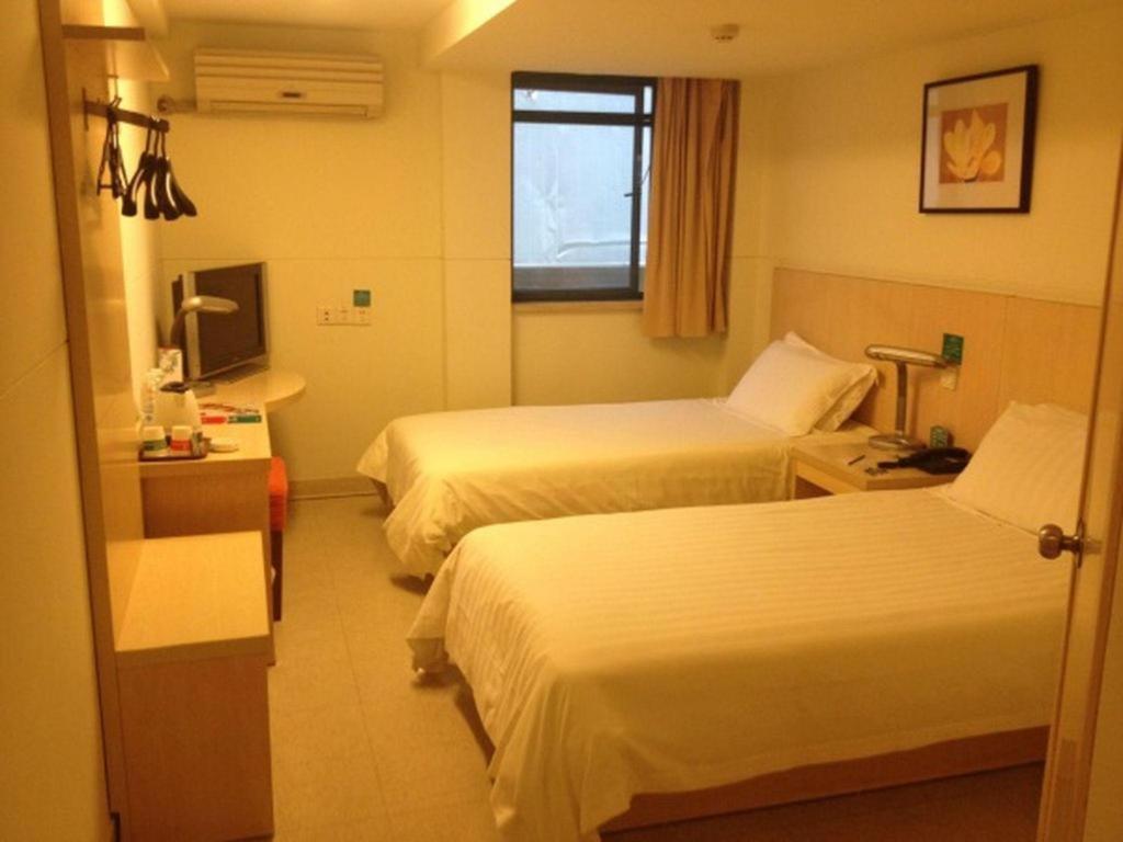 Jinjiang Tongji Hotel Shanghai