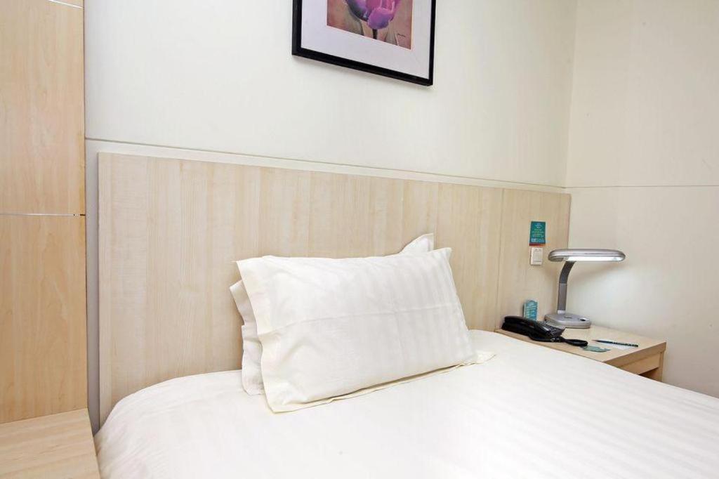Jinjiang Tongji 3* Shanghai