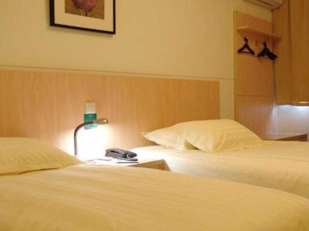 Jinjiang Tongji 3* Shanghai