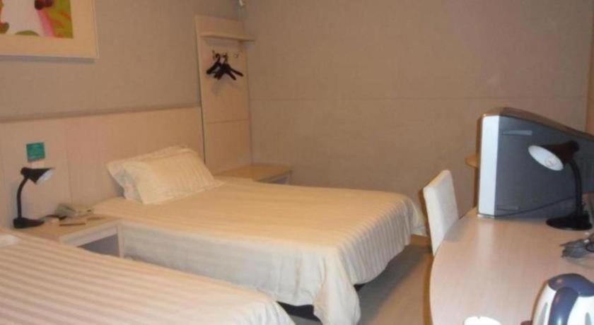 Jinjiang Tongji 3* Shanghai