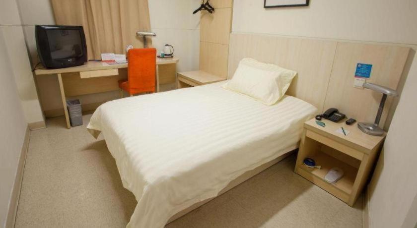 Jinjiang Tongji 3* Shanghai